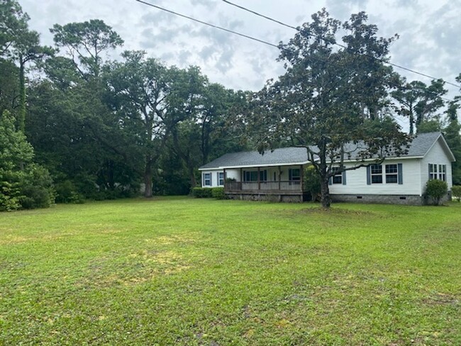 Building Photo - Masonboro Loop Rd