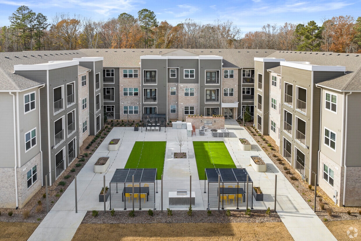 Gateway Woods Apartments in Little Rock, AR