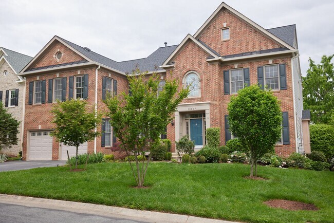 Foto del edificio - 10607 Farmbrooke Ln