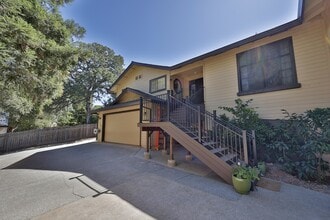 Building Photo - 12490 Erin Dr