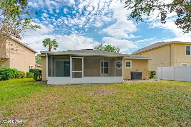 Foto del edificio - 3850 Sunset Cove Dr