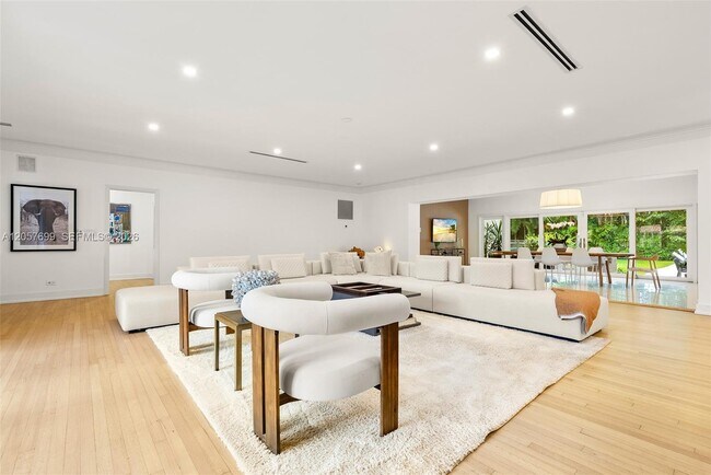 Foto del edificio - 641 Island Rd