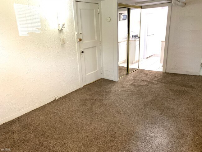 Foto del edificio - 404 Virginia Ave