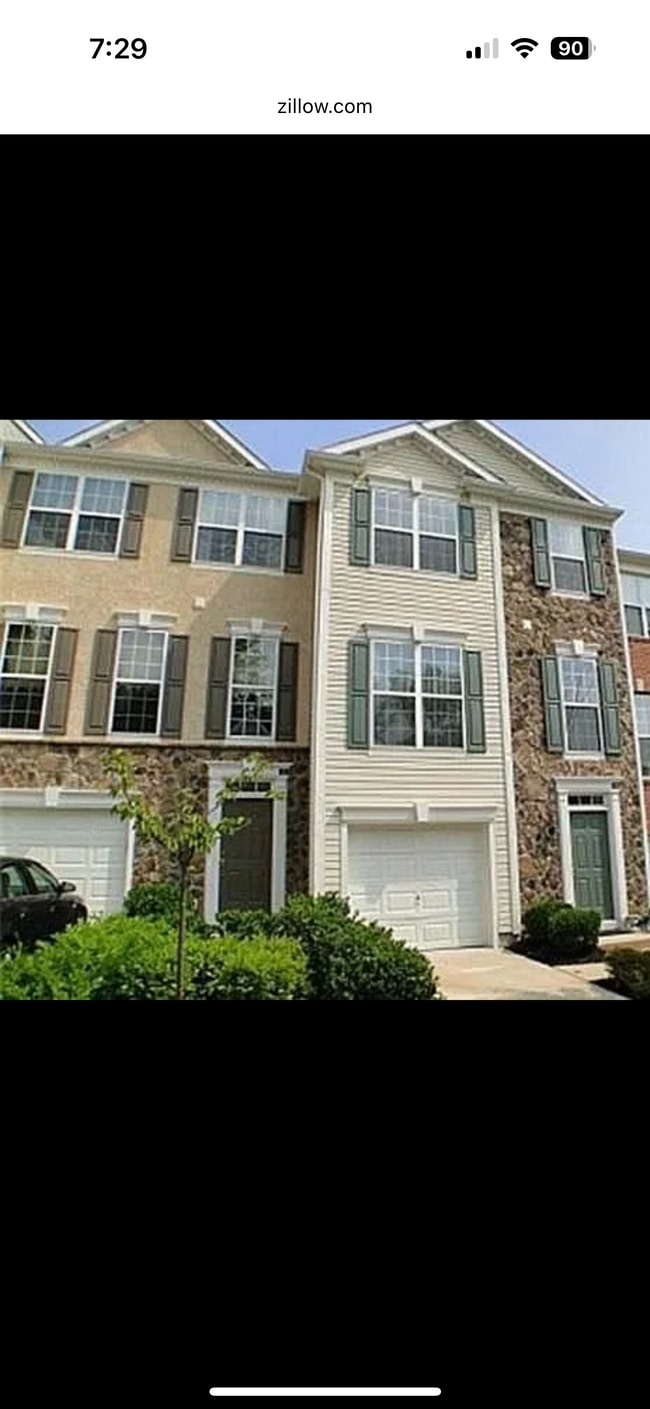 Building Photo - 189 Hudson Dr