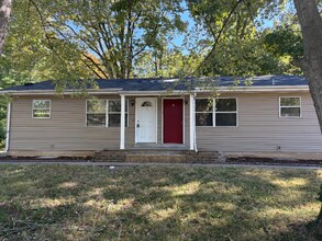 Building Photo - 14 Joan Dr