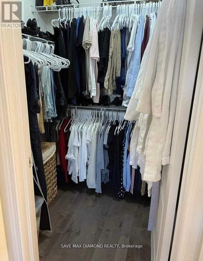 Building Photo - 10 Minlow Way