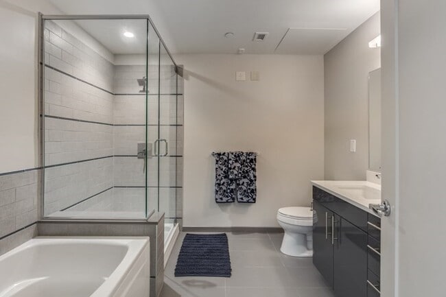 Building Photo - 1 Canal St