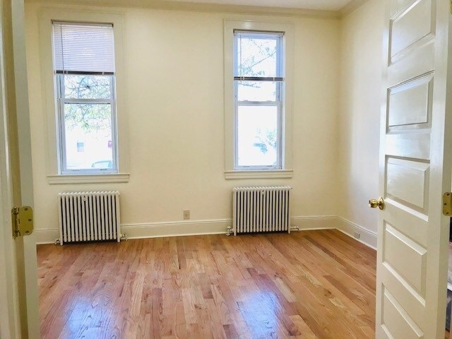 Foto del edificio - 103 Sanford Pl