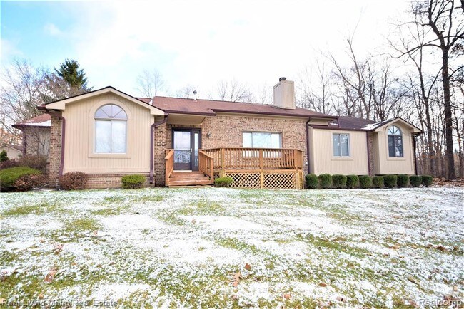 Building Photo - 6363 Pheasant Run