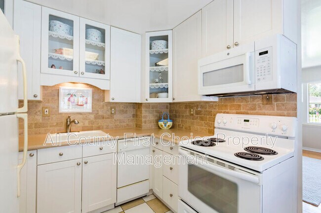 Foto del edificio - 835 49th Ave N