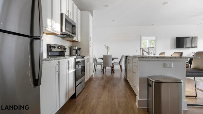 Building Photo - 5209 Craftsman Dr