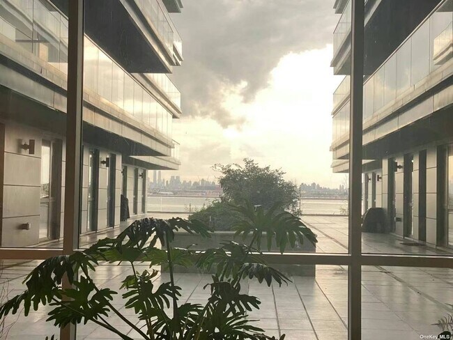 Foto del edificio - 109-9 15th Ave