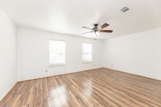 Building Photo - 7547 Brompton St