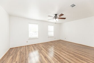 Building Photo - 7547 Brompton St