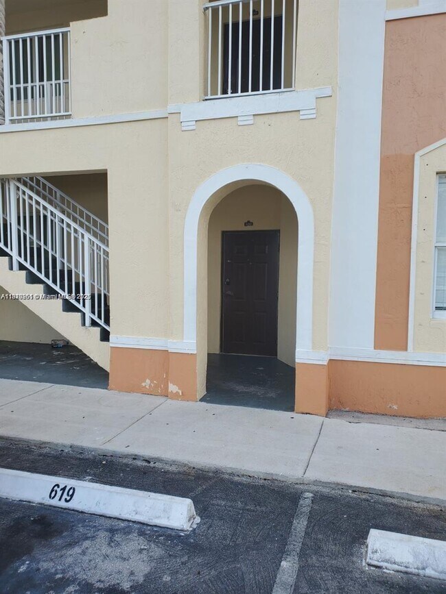 Foto del edificio - 2524 SE 16th St