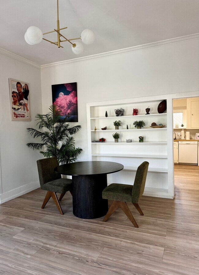 Building Photo - 8956 Norma Pl