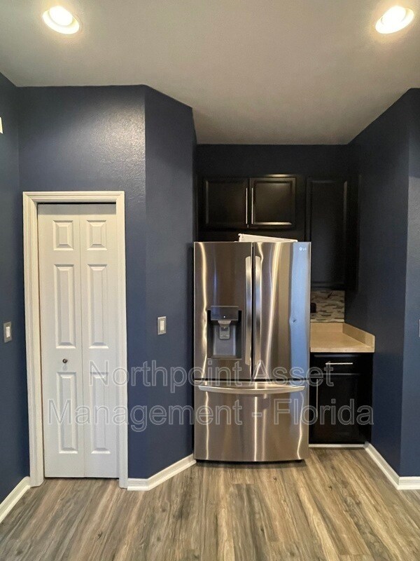 Foto del edificio - 7047 Spotted Deer Pl