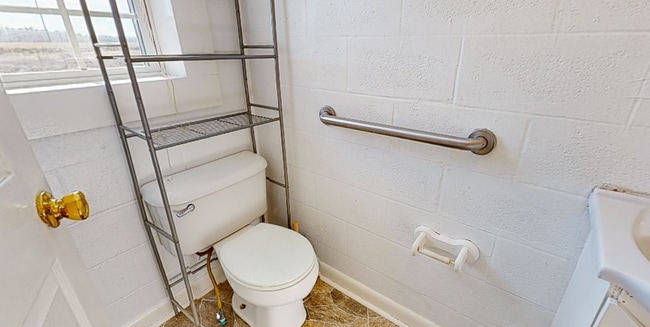 Foto del edificio - 95 Lake Park Dr