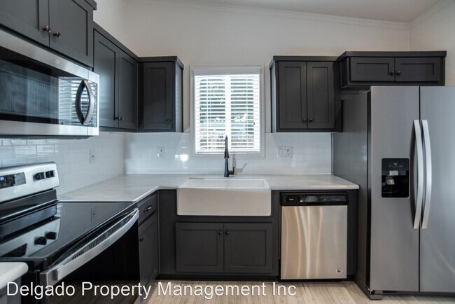Foto del edificio - 2 br, 2 bath House - 911 Paradise Blvd