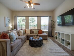 Building Photo - 11620 Larch Valley Dr