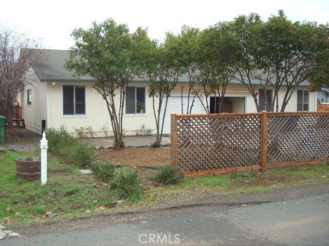 Foto principal - 19759 Oak Flat Rd