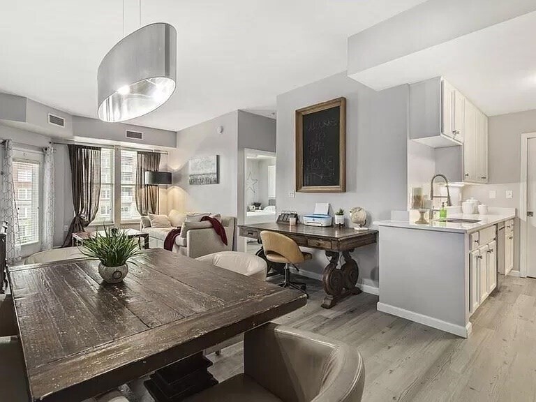 36 Village Rd Unit 306, Middleton, MA 01949 Condo for Rent in