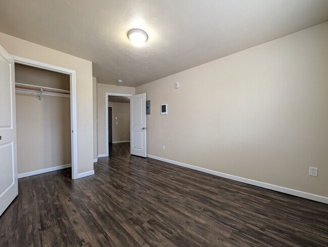 Foto del edificio - 1-Bedroom, 1-Bath Apartment In Downtown Springfield!