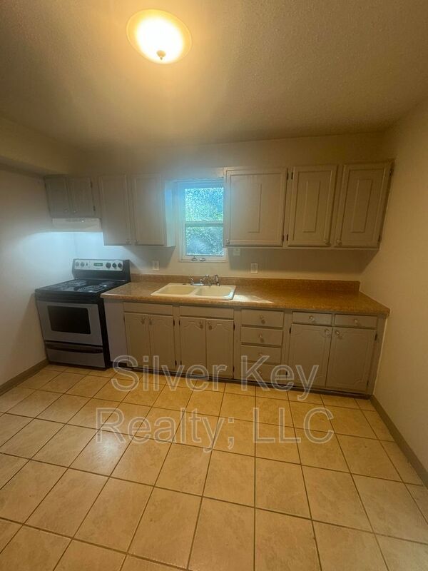 Foto del edificio - 1426 Niles Ferry Rd