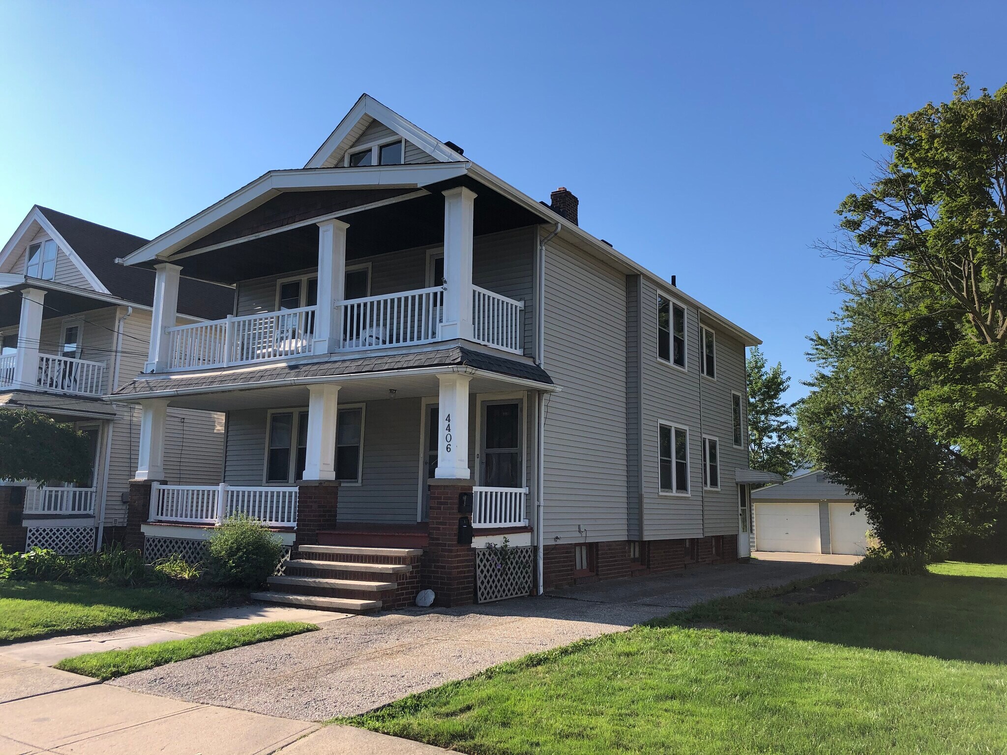 4406 Gifford Ave Cleveland, OH 44109 – photo 1