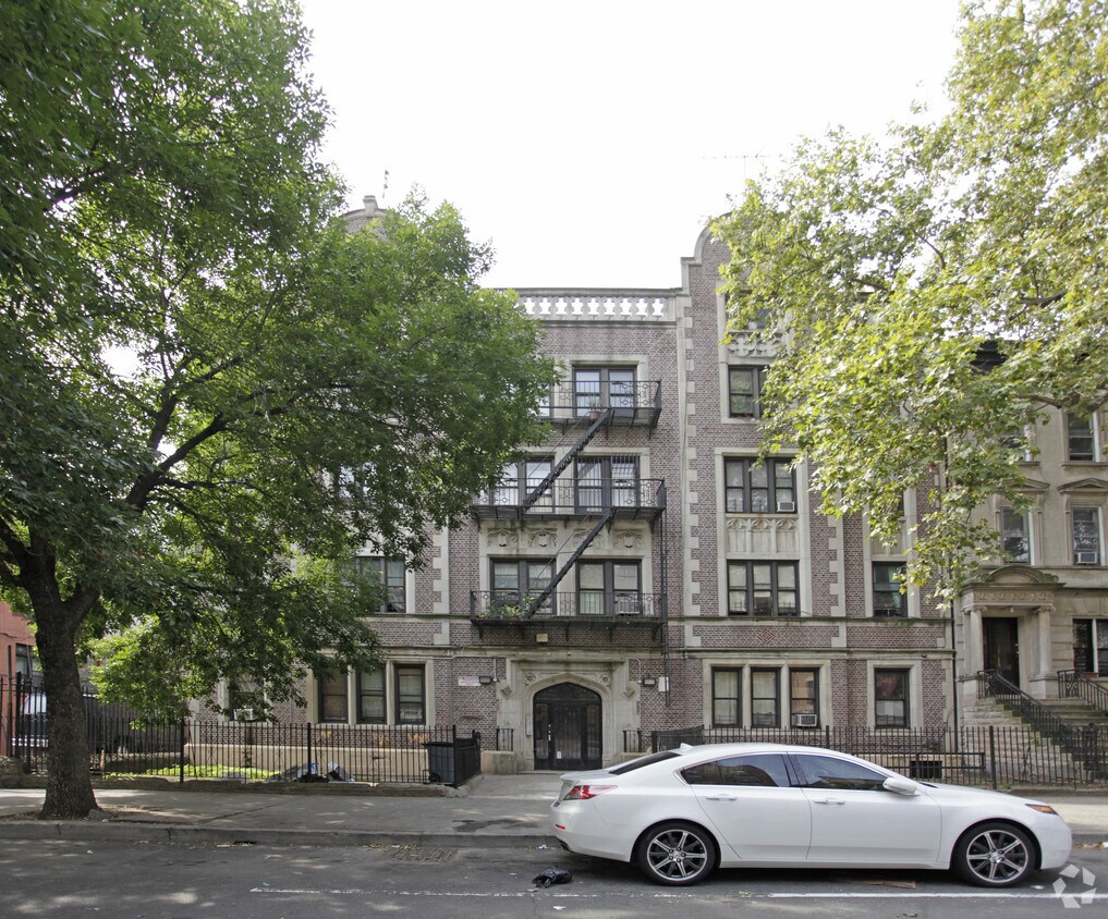 Building Photo - 1144 Bergen St
