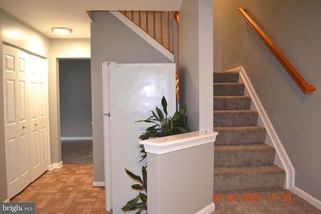 Building Photo - 1302 Hill Born Dr
