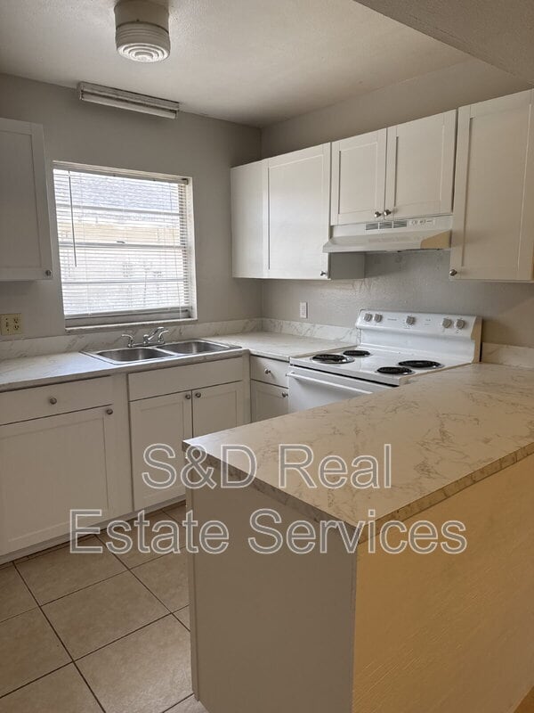 Building Photo - 3019 Allred Dr