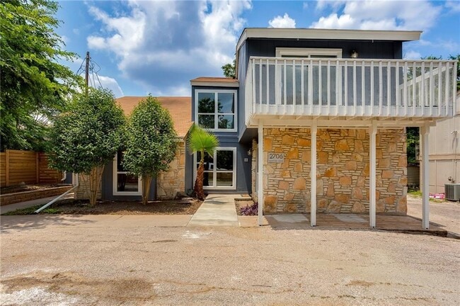 Building Photo - 2706 Mulford Cove