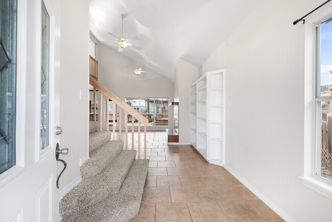 Building Photo - 15325 Cartagena Ct