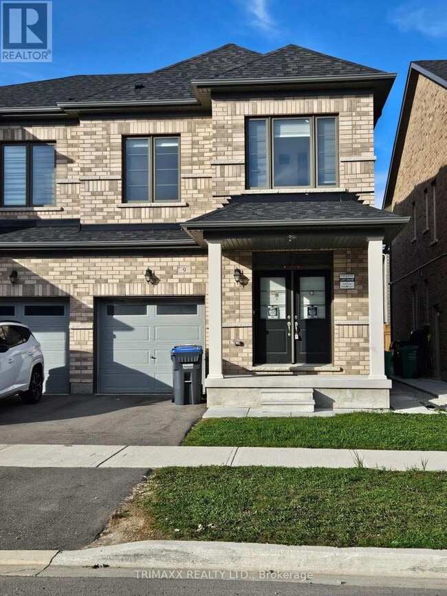 Building Photo - 9 Truffle Ct