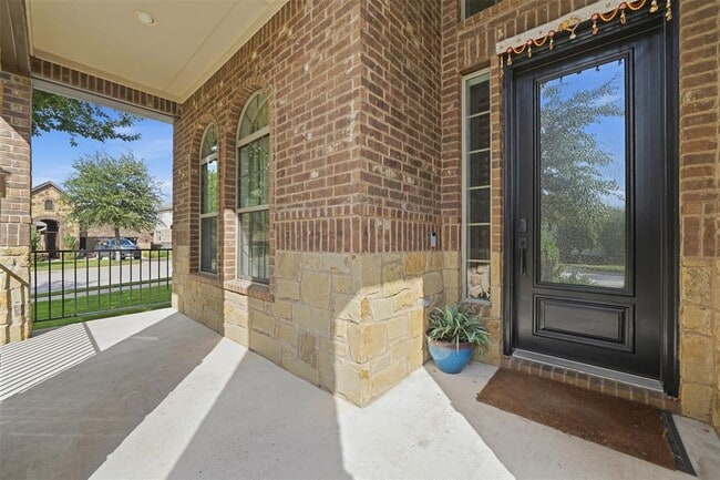 Building Photo - 2229 Champions Corner Dr