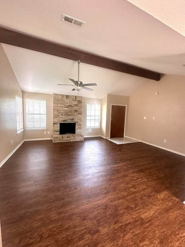Building Photo - 12030 Hedgegate Dr