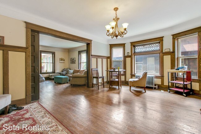 Foto del edificio - 2736 Humboldt Ave S