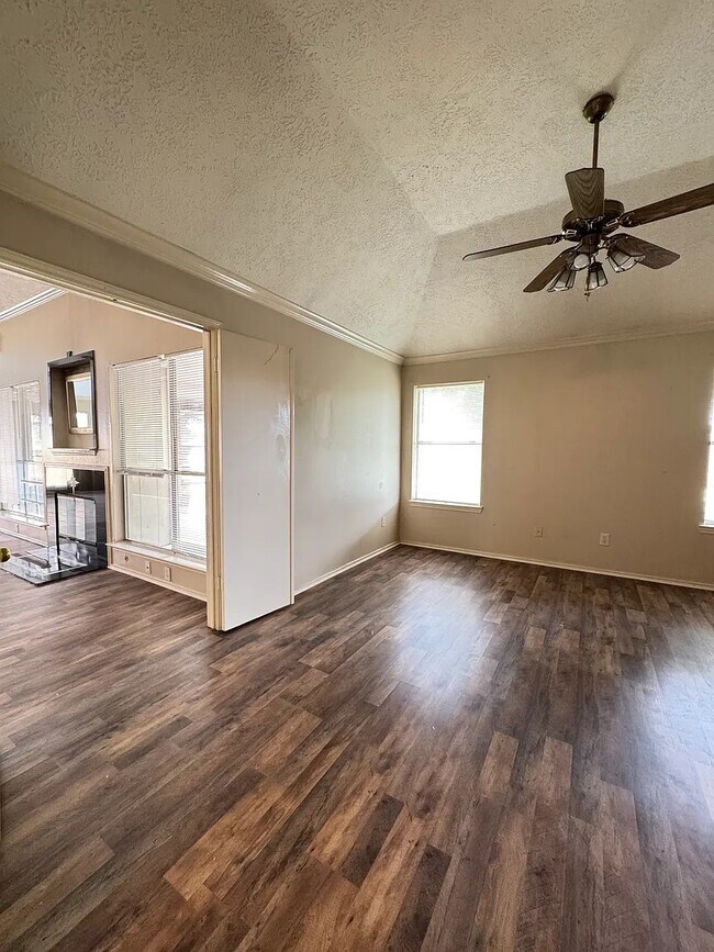 Building Photo - 4619 Trevor Hill Dr