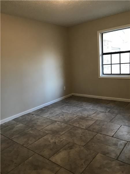 Building Photo - 152 Forest Pl