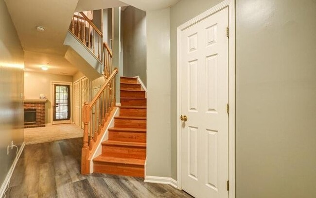 Building Photo - 20541 Golf Course Dr