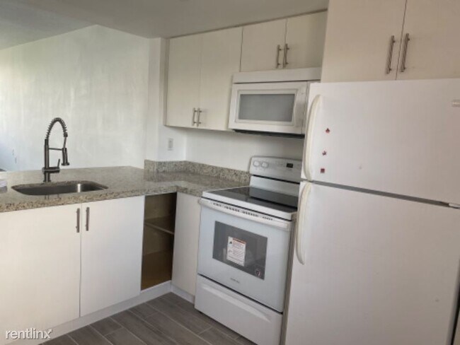 Foto del edificio - 1591 NE Miami Gardens Dr
