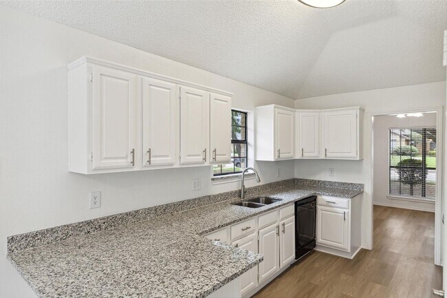 Building Photo - 4046 Saint Christopher Ln