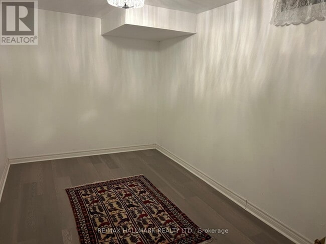 Building Photo - 531 Reeves Way Blvd