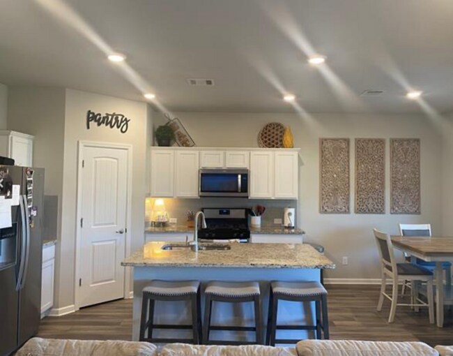 Foto del edificio - 40313 Sedgwick Ln