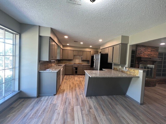 Foto del edificio - 1323 E Willham Dr