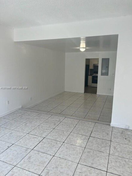 Foto del edificio - 15153 NE 6th Ave