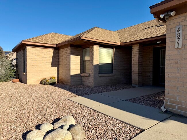 Building Photo - 4871 W Condor Dr