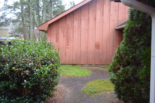 Building Photo - 6134 Silver Spur Dr
