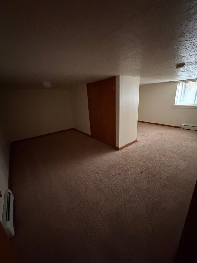 Building Photo - 426 N 500 E